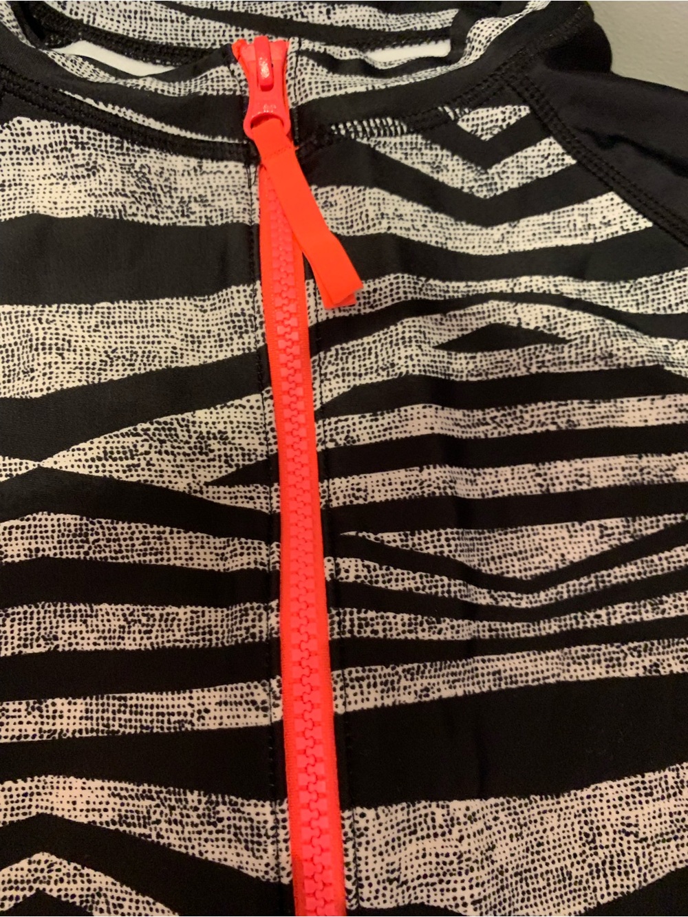 🔥SALE🔥SPEEDO ZIP-UP LONG SLEEVE, RASH GUARD, ONE PIECE. EXCELLENT CONDITION! - Picture 7 of 7